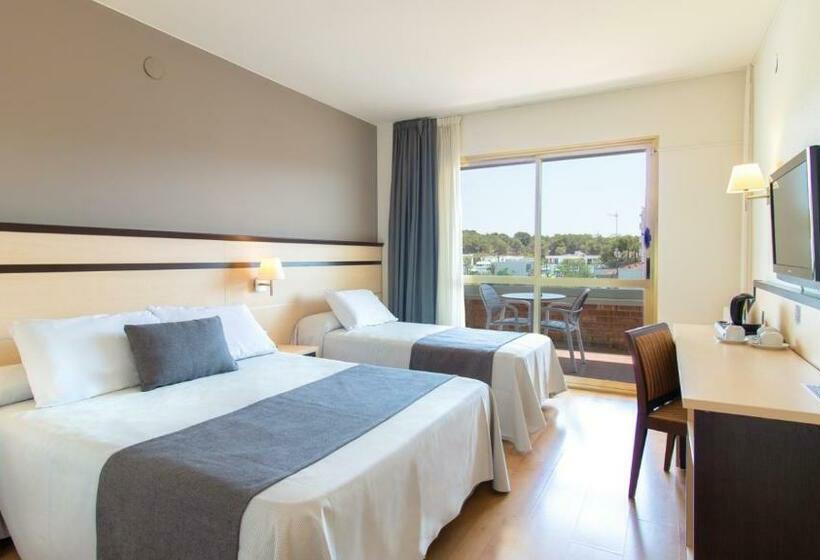 スタンダードトリプルルーム, Golden Port Salou & Spa