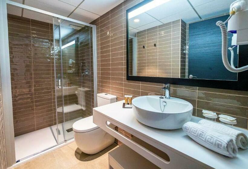 ファミリールーム, Golden Port Salou & Spa