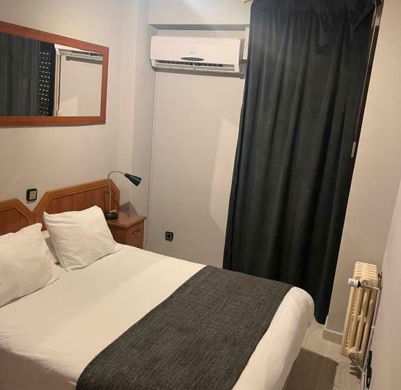 Номер Стандарт Индивидуальный, Hostal Arenal