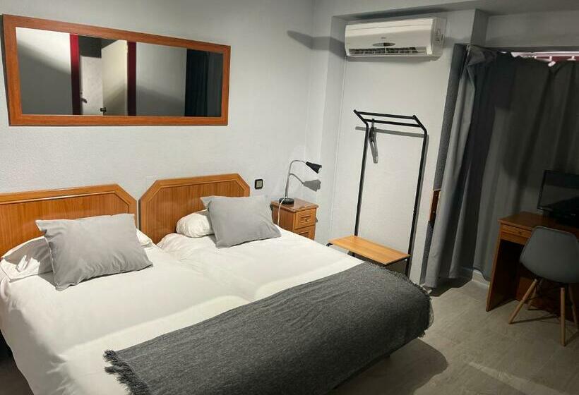 Standardzimmer, Hostal Arenal