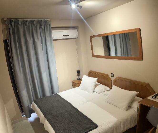 Номер Стандарт, Hostal Arenal