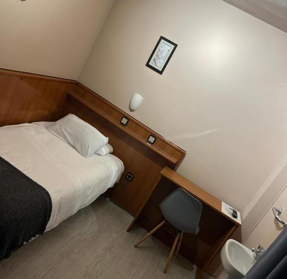 Номер Стандарт Индивидуальный, Hostal Arenal