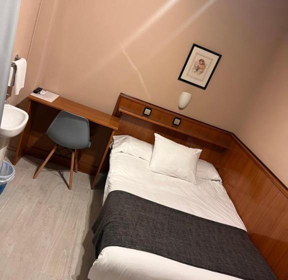 Standardeinzelzimmer, Hostal Arenal