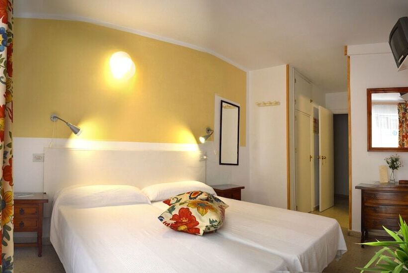 スタンダードルーム, Hostal Altamar