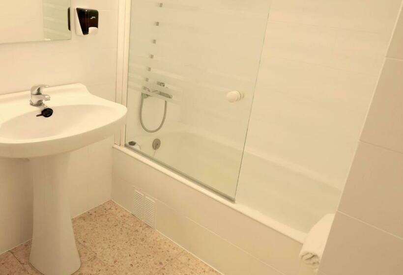 חדר סטנדרט, Hostal Lara