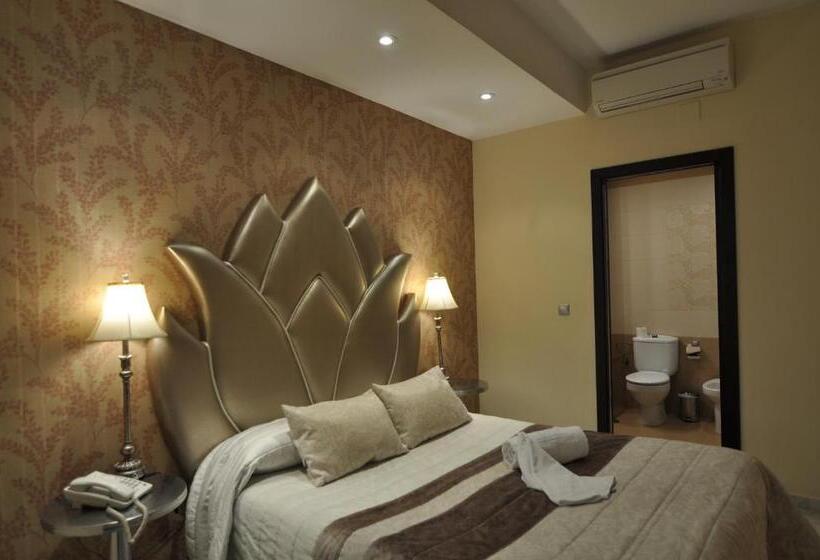 سوییت, Hostal La Fuente