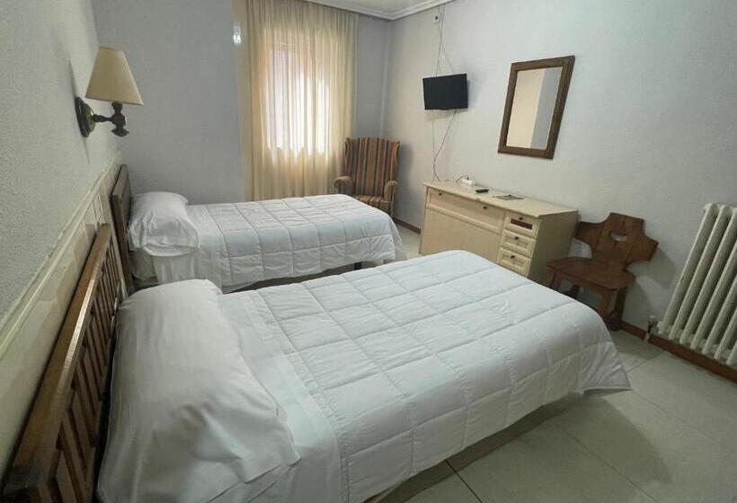 스탠다드 룸, Hostal Ochoa