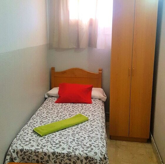 Номер Стандарт Индивидуальный Совместная Ванная, Hostal El Peine