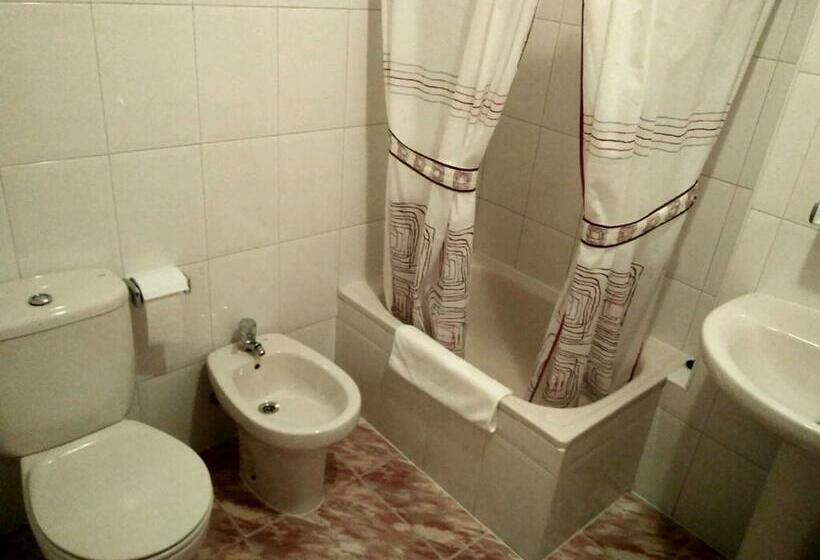 스탠다드 룸, Hostal Mayo