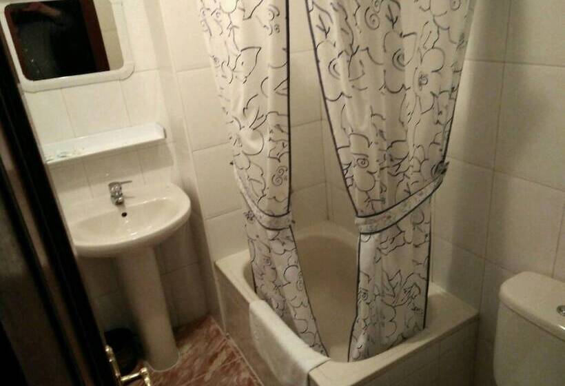스탠다드 룸, Hostal Mayo