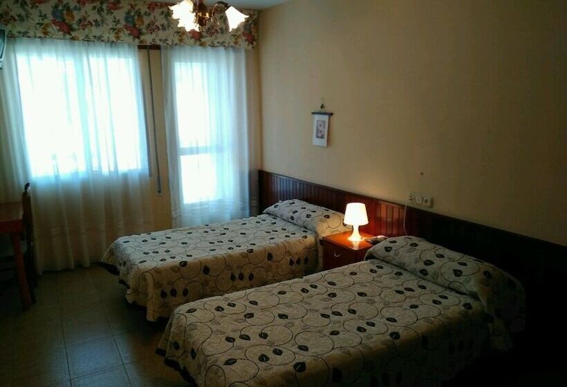 Номер Стандарт, Hostal Mayo