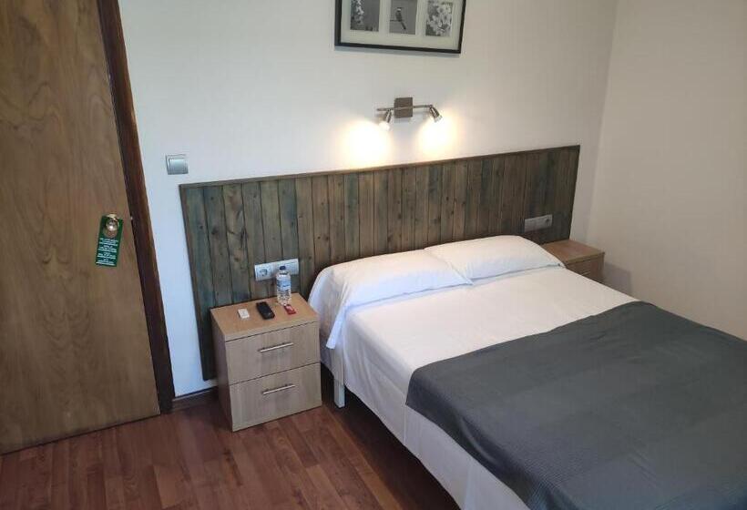 Номер Стандарт, Hostal Cruce