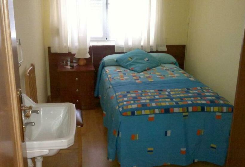 스탠다드 싱글 룸 공동욕실, Hostal Residencia Delfin