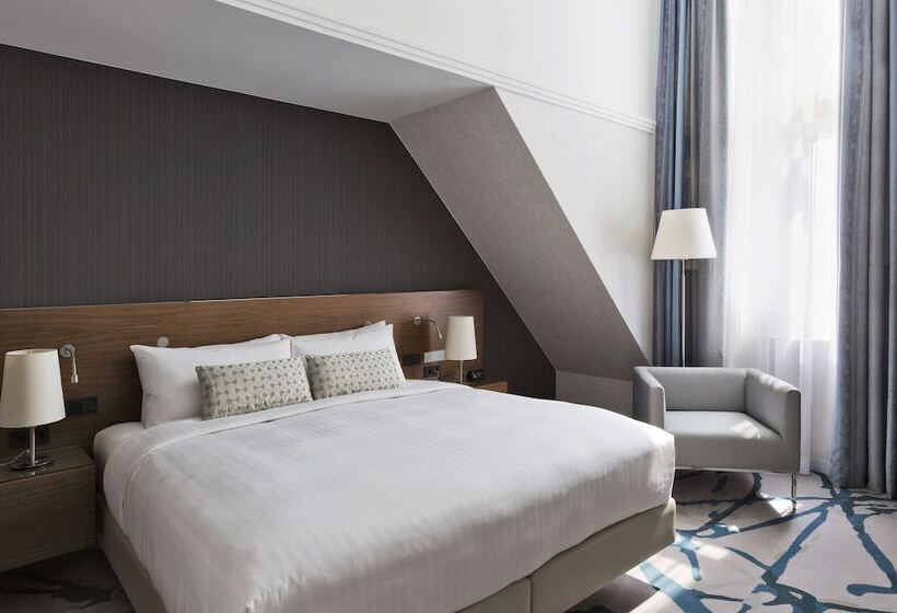 이그제큐티브 룸, Vienna Marriott