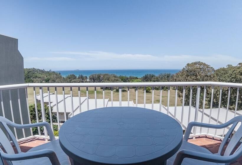 Номер Стандарт, Absolute Beachfront Opal Cove Resort