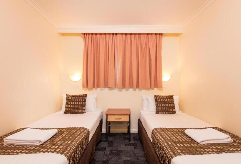 غرفة سوبيريور ثلاثية, Mildura Inlander Resort