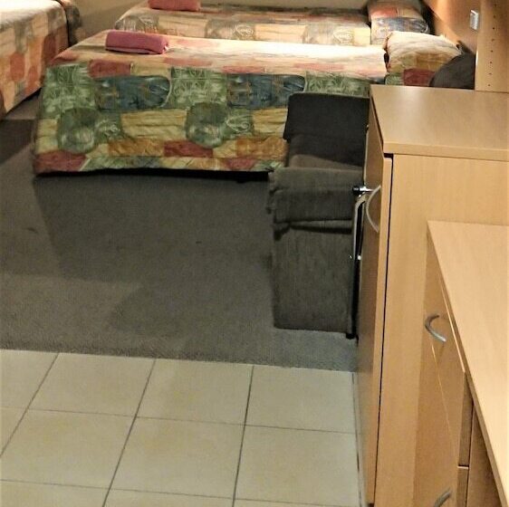 Семейный Номер Deluxe, New Olympic Motel