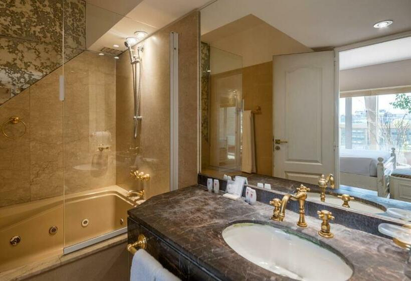테라스 스위트, Exe Hotel Colón