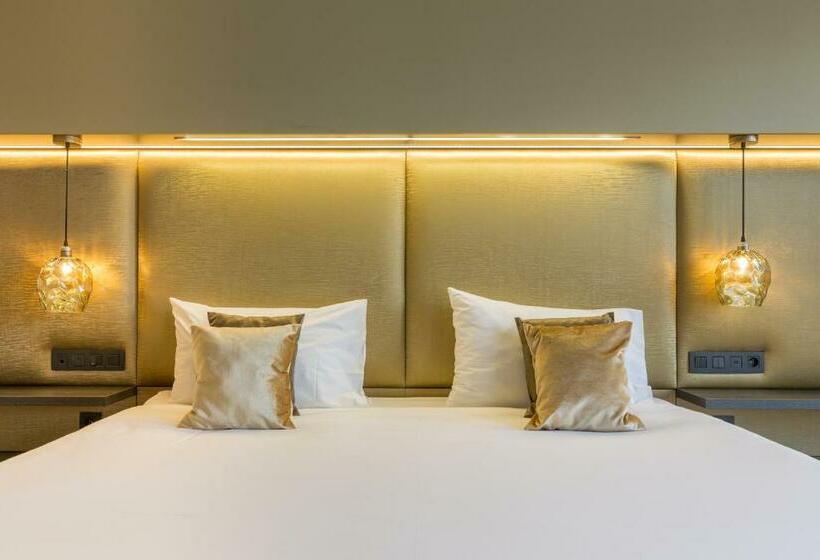 اتاق استاندارد با چشم‌انداز شهر, Leonardo Hotel Antwerp The Plaza
