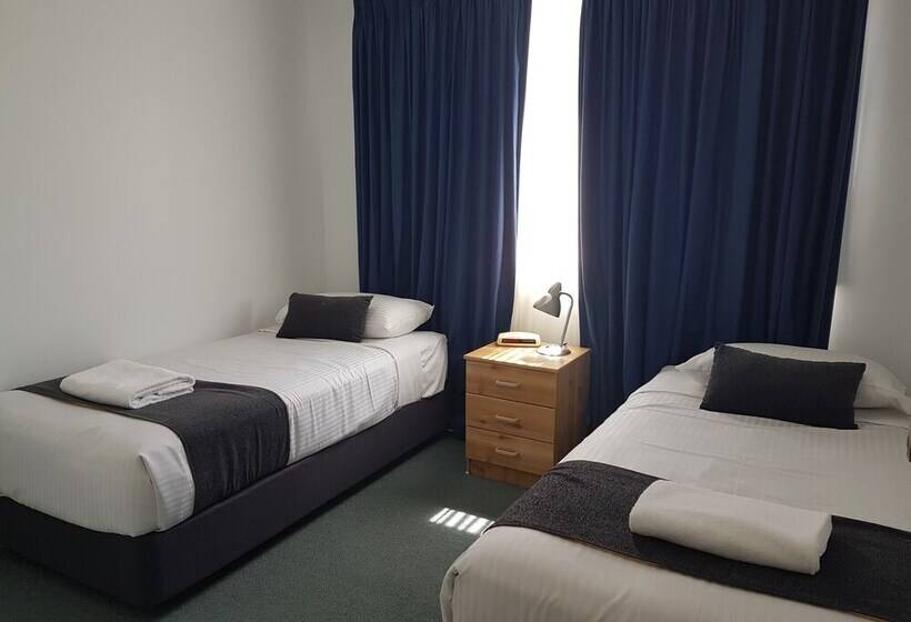 침실 2개 아파트, Mid City Motor Inn Singleton