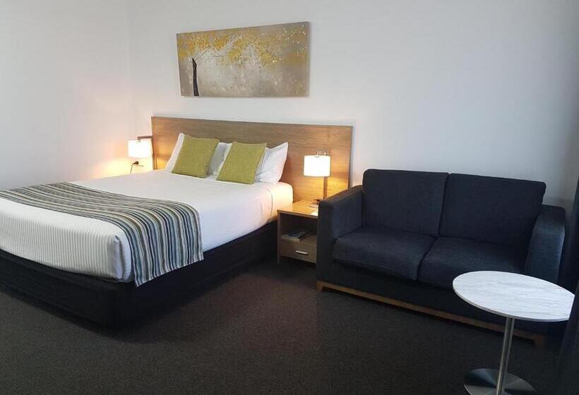 חדר אקזקיוטיב, Mid City Motor Inn Singleton