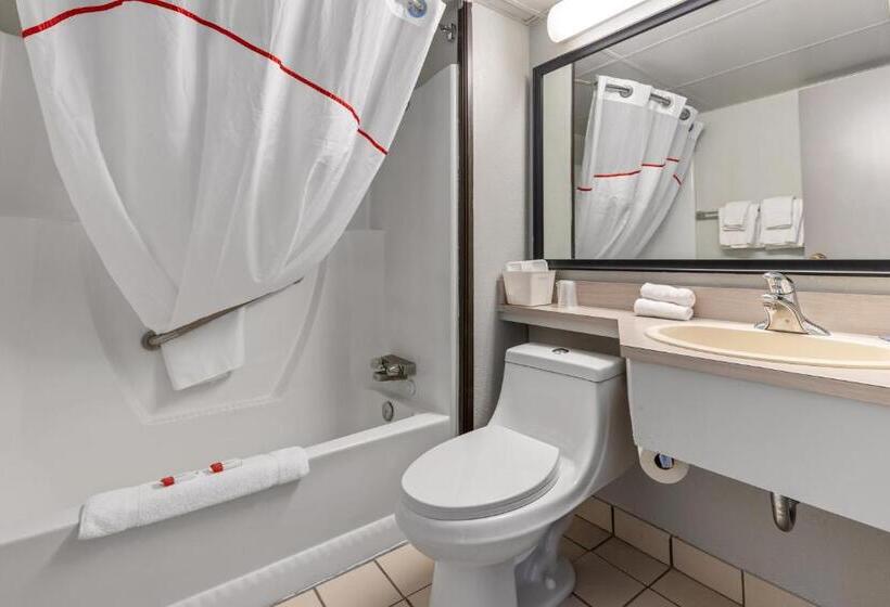 スタンダードルーム, Emerald Hotel & Suites Calgary Airport
