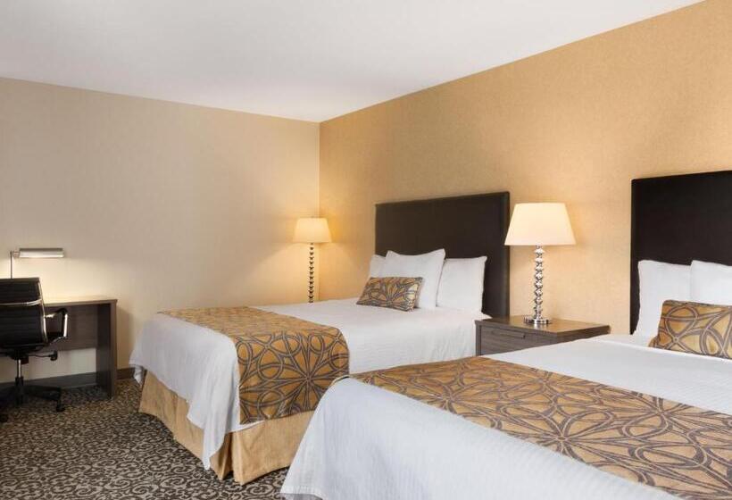 חדר סטנדרט נוף לעיר, Travelodge By Wyndham Niagara Falls Fallsview