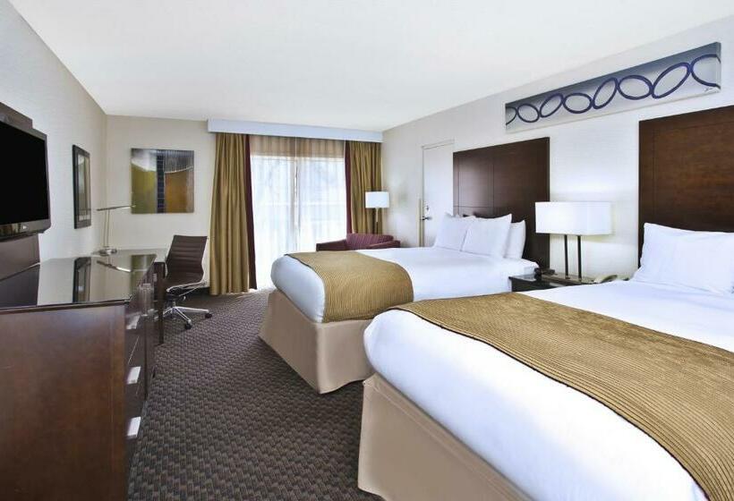 Номер Стандарт 2 Двуспальные Кровати, Radisson Hotel Sudbury