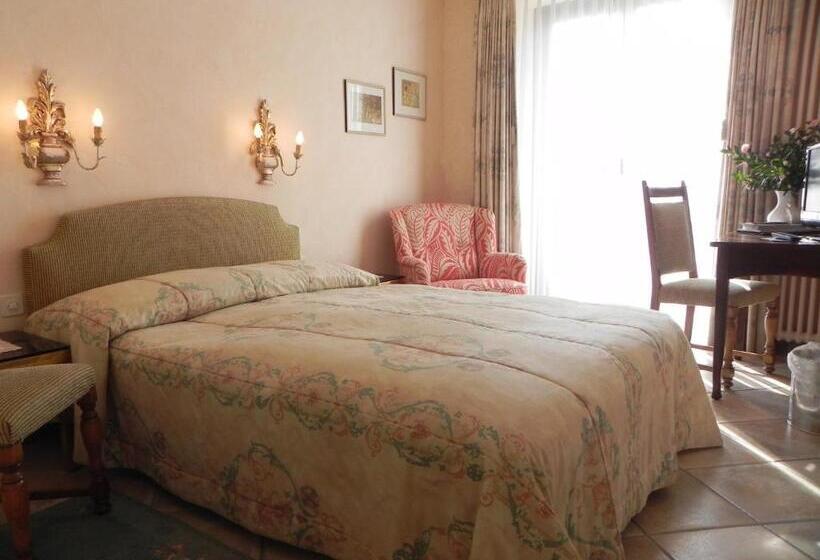 Номер Стандарт, Romantik Hotel Castello Seeschloss