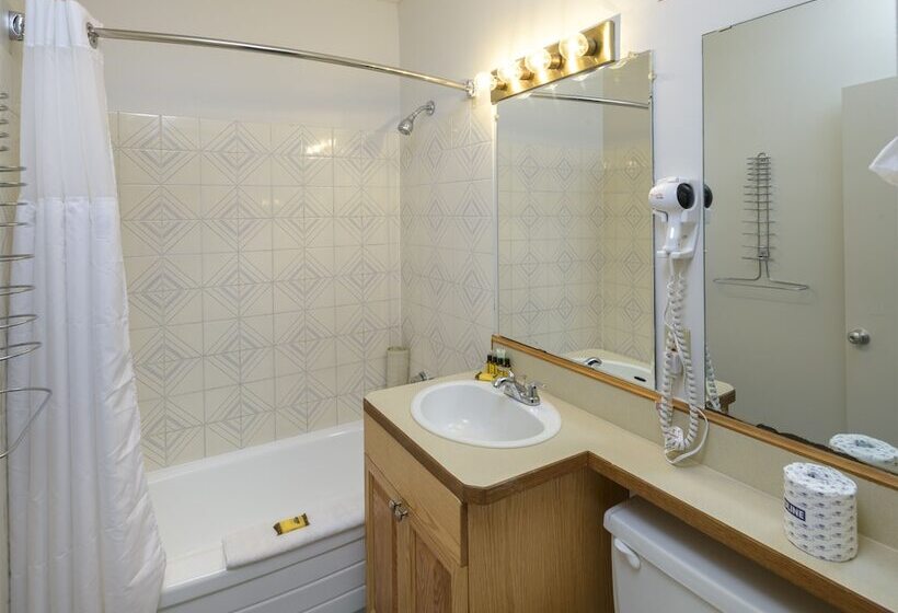 标准工作室, Spanish Villa Resort