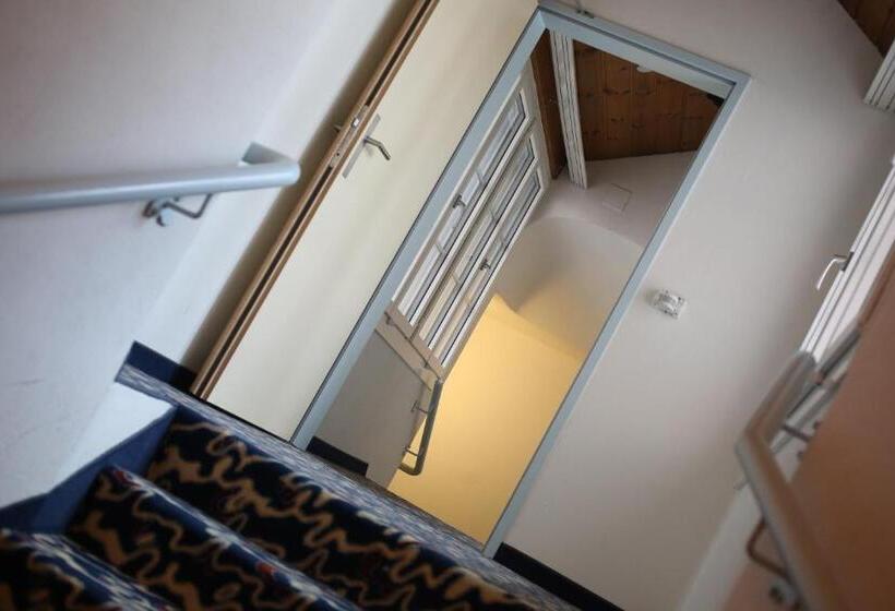 经济房, Ambiente Hotel Freieck