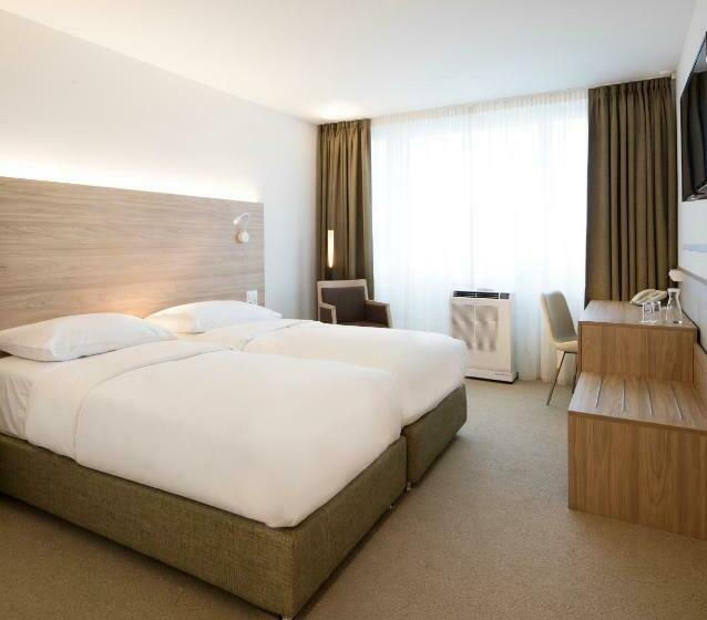 Номер Economy, Continental Hotel Lausanne