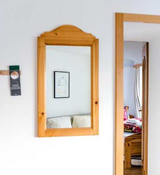 Семейный Номер, Family Hotel & Spa Desirée