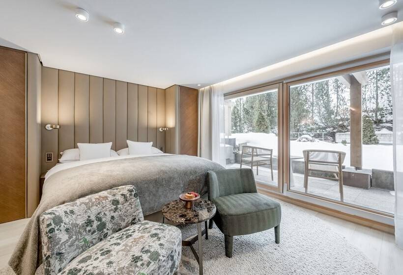 Номер Стандарт, Relais & Châteaux Chasa Montana