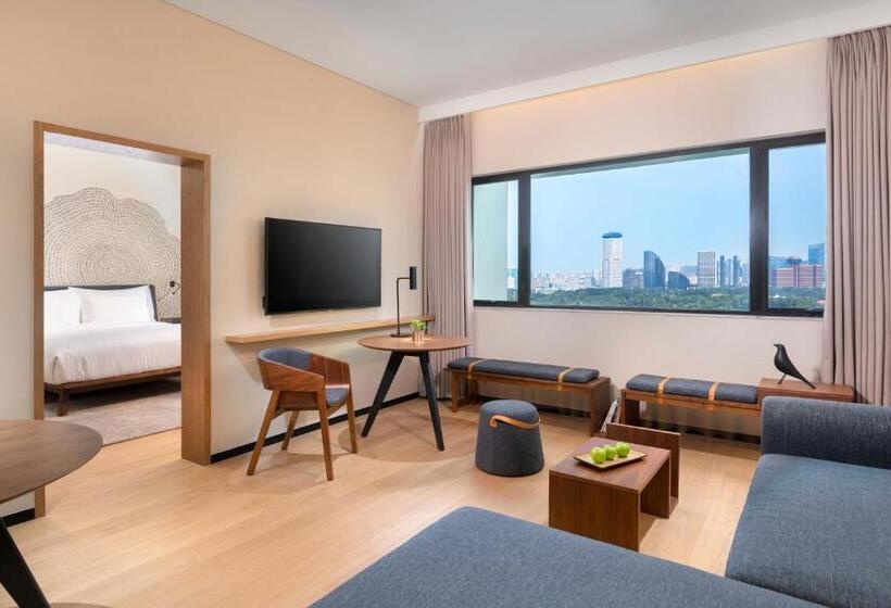 Люкс Deluxe Кровать Кинг, Bei Zhaolong Hotel, Jdv By Hyatt