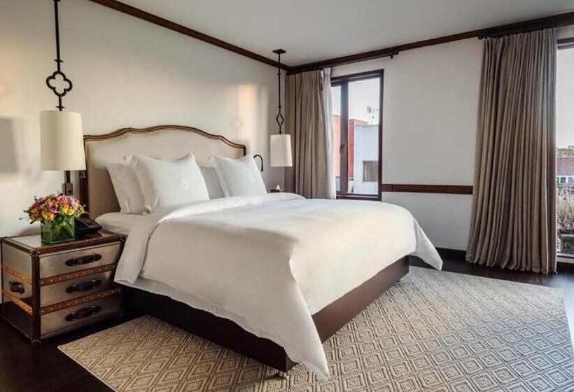 Номер Премиум, Four Seasons Hotel Casa Medina Bogota