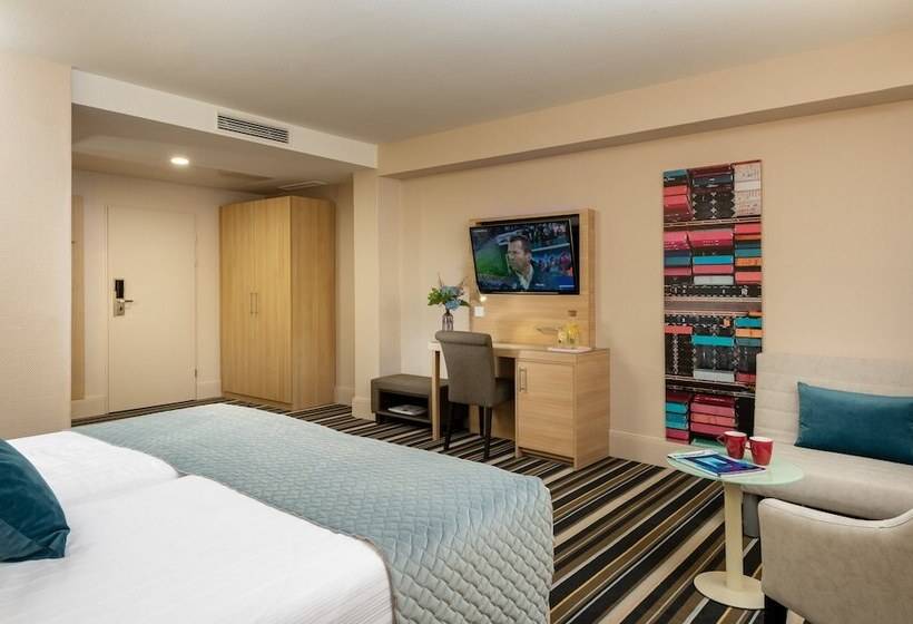 Номер Superior, Leonardo Hotel Hamburg Elbbrücken