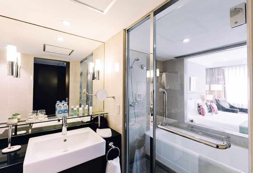 디럭스 룸, Okura Garden Hotel Shanghai