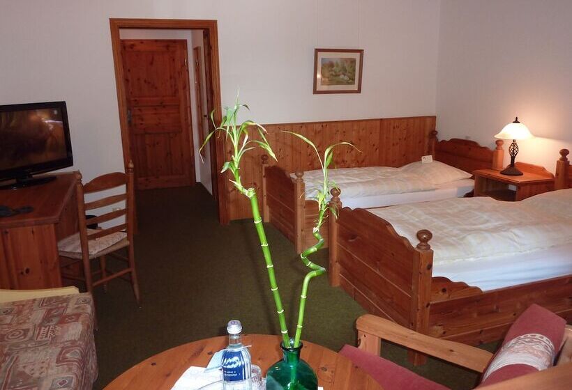 Номер Стандарт, Akzent Hotel Zur Wasserburg   Hotel Garni Bed & Breakfast