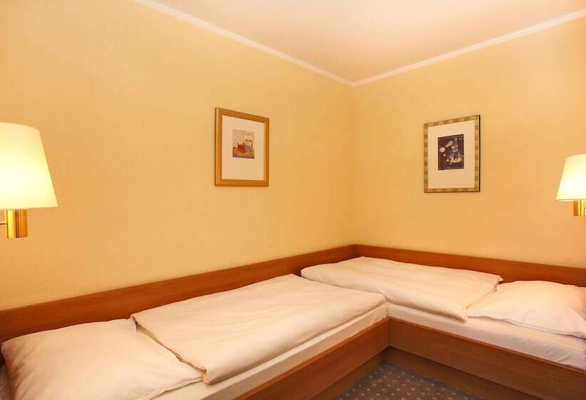 Семейный Номер, H+ Hotel Willingen