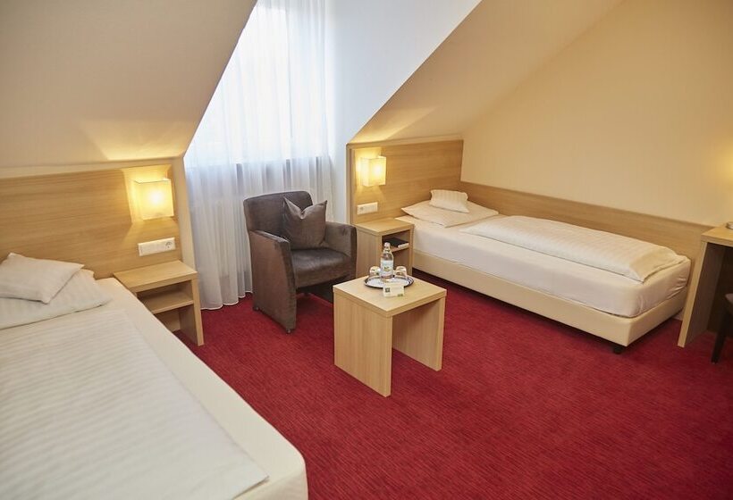 Номер Стандарт, Flair Hotel Weinstube Lochner
