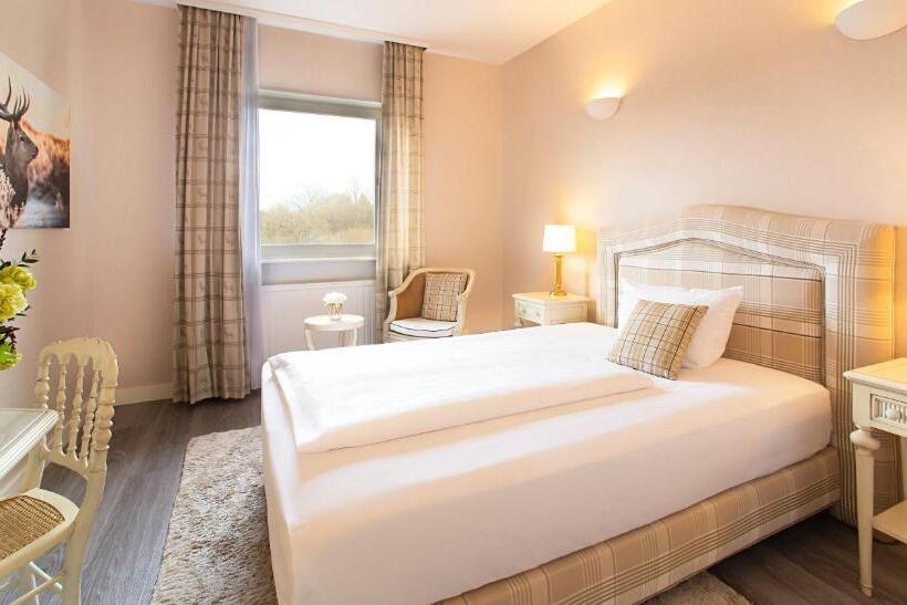 Индивидуальный Номер Классика, Victor S Seehotel Weingärtner Bostalsee