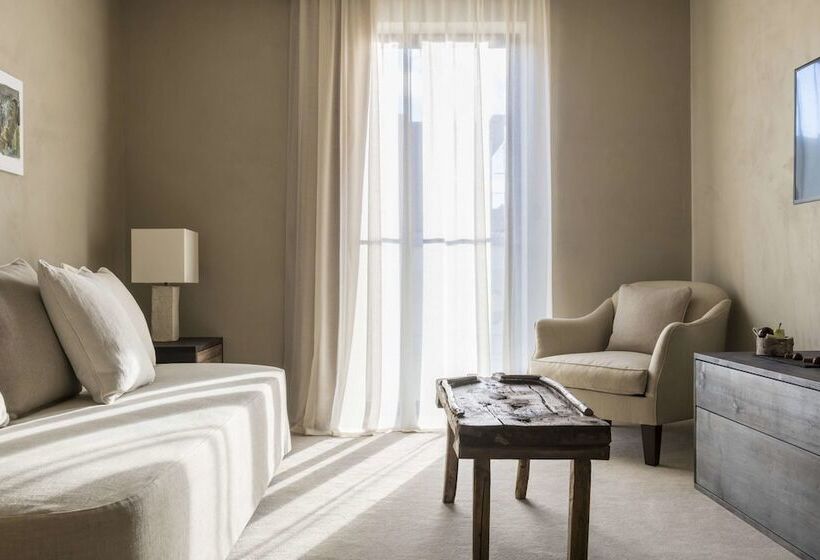 Полулюкс Повышенной Комфортности, Bayerischer Hof