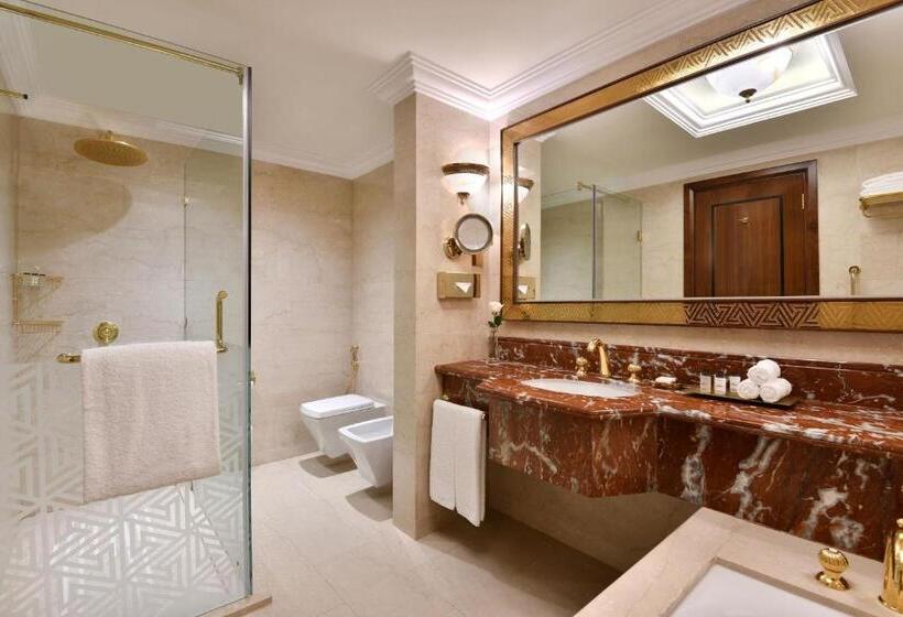 اتاق لوکس, Sheraton Grand Doha Resort & Convention