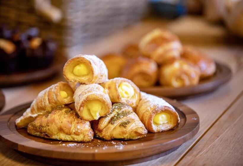 سوئیت مدیریتی 2 خوابه, Sheraton Grand Doha Resort & Convention