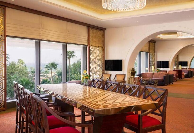 سوئیت مدیریتی 2 خوابه, Sheraton Grand Doha Resort & Convention