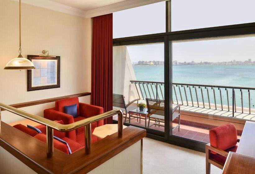 اتاق دلوکس با تخت کینگ و چشم‌انداز, Sheraton Grand Doha Resort & Convention