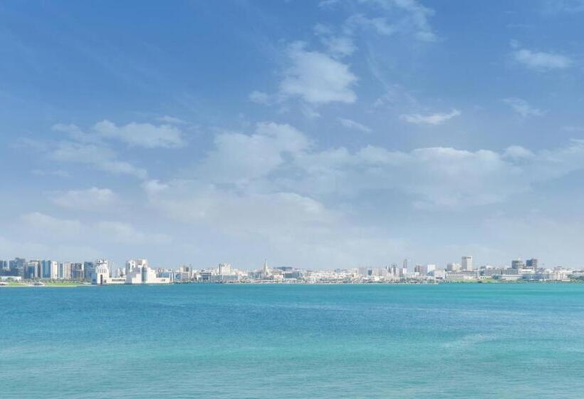 اتاق لوکس با چشم‌انداز, Sheraton Grand Doha Resort & Convention