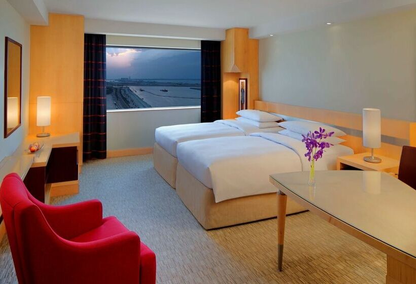 اتاق کلاب, Hyatt Regency Dubai   Corniche