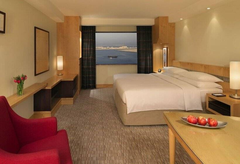 اتاق استاندارد با چشم‌انداز دریا, Hyatt Regency Dubai   Corniche